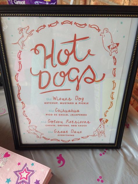 Hot dog printable sign with different types or hot dogs for the Hot dog bar! Hot Dog Bar Puppy Party, Hot Dog Bar Toppings List, Dog Themed Hot Dog Bar, Hot Dog Bar Menu, Hot Dog Buffet, Hot Dog Bar Sign, Hot Diggity Dog Bar Sign, Nashville Chicken, Chicken Party