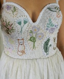 Embroidered Bustier, Embroidered Corset, Boho Whimsical, Wedding Dresses Hippie, Whimsical Woodland, Hippie Wedding, Fable Dresses, Country Vintage, Retro Lingerie