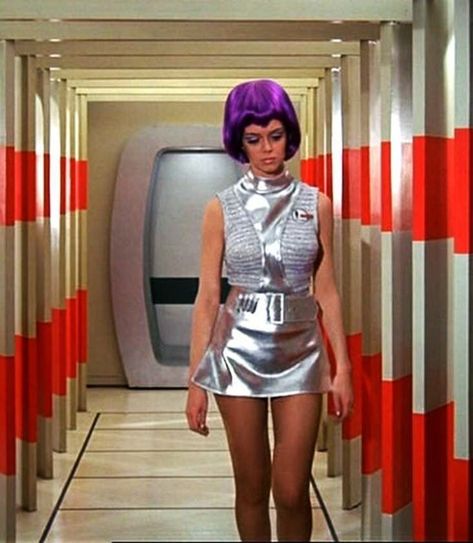 UFO Gabrielle Drake Space Age Fashion, Ufo Tv Series, Sci Fi Tv Series, Sci Fi Girl, Space Dress, Sci Fi Fashion, Space Fashion, Space Outfit, Sci Fi Tv