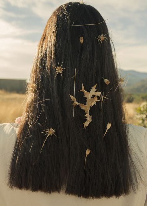 a day out Leaves In Hair, Arctium Lappa, Sarah Williams, Inej Ghafa, Summer Mood, Hair Growth Tips, Tumblr Fashion, November 17, Blow Dry