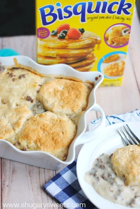 Sausage and Gravy Breakfast Casserole: this delicious, make ahead breakfast idea is perfect for those hectic mornings or holidays! #getyourbettyon Breakfast Ideas For Husband, Breakfast Casserole Bisquick, Birthday Breakfast Ideas, Gravy Breakfast Casserole, Birthday Breakfast For Husband, Sausage And Gravy, Gravy Casserole, Biscuits And Gravy Casserole, Sausage Biscuits