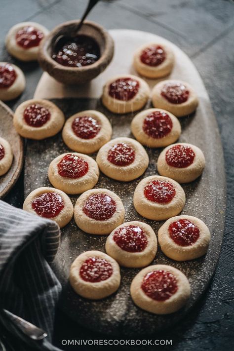 Strawberry Thumbprint Cookies, Best Thumbprint Cookies, Jam Thumbprint Cookies, Easy Jam, Best Asian Recipes, Jelly Cookies, Thumbprint Cookies Recipe, Soft Cookies, Buttery Shortbread Cookies