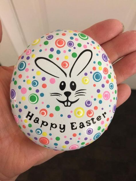 Easy Rock Painting Ideas, Easy Rock Painting, Easter Paintings, Painted Rock Animals, Art Pierre, Painted Rocks Kids, Diy Ostern, Easy Easter Crafts, Rock Painting Ideas