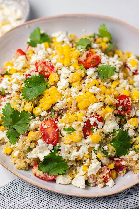 Corn Quinoa Salad With Tomatoes & Feta Corn Quinoa Salad, Side Dishes For Ribs, Chicken Chickpea, Summer Corn Salad, Low Carb Vegetarian, Quinoa Salad Recipes, Side Dishes For Bbq, Feta Salad, Spinach Recipes