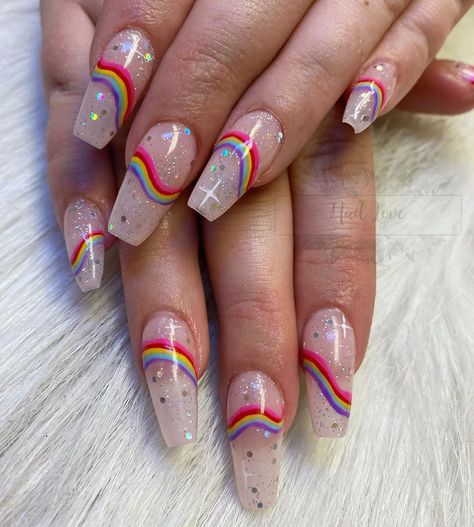 Pride Nails Simple, Pride Month Nails Acrylic, Lesbian Nail Art, Bi Nails, Bisexual Nails, Bi Pride Nails, Subtle Pride Nails, Gay Pride Nails, Pride Manicure