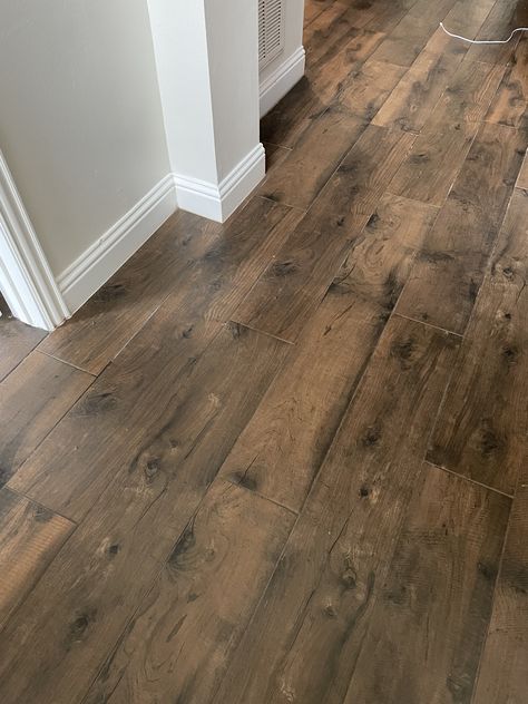 Farmhouse Oak Floors, House With Dark Floors, Rustic Kitchen Flooring, Natural Oak Floors Living Rooms, Dark Wood Floors Wall Color Ideas, Natural Wood Floors Living Room, Sterling Oak Flooring, Vinyl Flooring Color Ideas, Barnwood Lvp Flooring