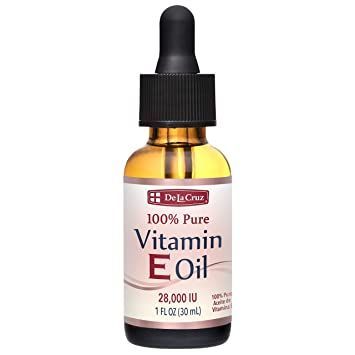 Vitamin E Oil For Face, Oils For Scars, Thick Moisturizer, Beauty Vitamins, Skin Dryness, Anti Aging Moisturizer, Oil Moisturizer, Oil Shop, Natural Vitamins