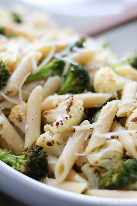 This Roasted Broccoli and Cauliflower Pasta recipe is deeply flavorful yet so simple! A satisfying, quick, meatless meal-in-one. Perfect for busy nights! Broccoli Garlic And Oil, Broccoli And Cauliflower Pasta, Cauliflower Pasta Bake, Cauliflower Pasta Recipes, Roasted Broccoli And Cauliflower, Broccoli Stalks, Garlic And Oil, Parmesan Roasted Broccoli, Pasta With Broccoli