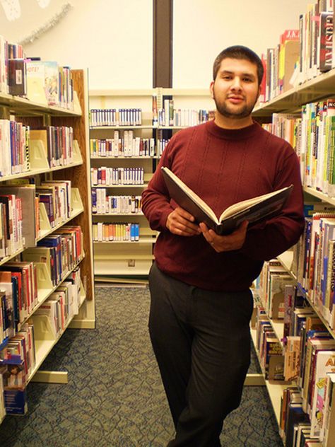 Kinda about books: Sexy Male Librarian Pinups Posing For a Good Cause Librarian Outfit Men, Male Librarian, Librarian Outfit, Librarian Fashion, Coiled Hair, Librarian Style, Pinup Poses, Reading Between The Lines, Card Catalog