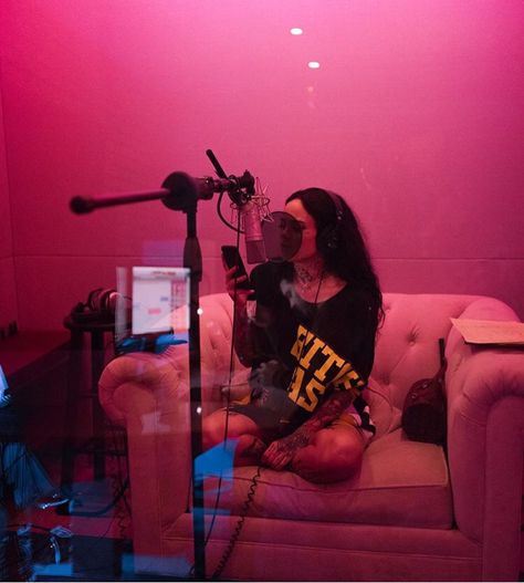 Music Studio Aesthetic, Music Studio Room, Career Vision Board, Dream Music, Singing Career, Dream Career, Artist Aesthetic, Kehlani, Studio Recording