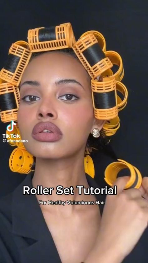 black girl perm short hair tutorial Hairstyles For Short Hair Tutorial, Afnan Dano, Medium Hair Wedding, 1920 Hairstyles, Roller Set Natural Hair, Hair Rollers Tutorial, Roller Set Hairstyles, Beautiful Black Hair, Quick Natural Hair Styles