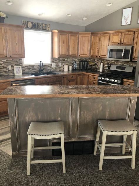 Gray Stained Cabinets, Stained Wood Cabinets, Kitchen Cabinets Before And After, Kylie M Interiors, Grey Kitchen Walls, Stained Kitchen Cabinets, Garden Decoration Ideas, Maple Kitchen, Staining Cabinets