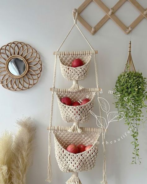 Fruit Basket Macrame, Hanging Fruit Hammock, Macrame Fruit Basket, Plants Ideas Indoor, Macrame Baskets, Macrame Hanging Basket, Basket Macrame, Fruit Hammock, Hanging Fruit Basket