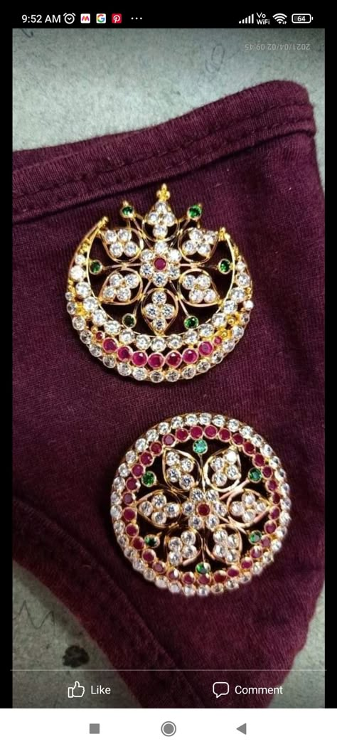 Jadai Billai, New Gold Jewellery Designs, Antique Jewellery Designs, Beautiful Gold Necklaces, Gold Hair Accessories, Gold Mangalsutra Designs, Antique Bridal Jewelry, Bridal Diamond Jewellery, Antique Jewelry Indian