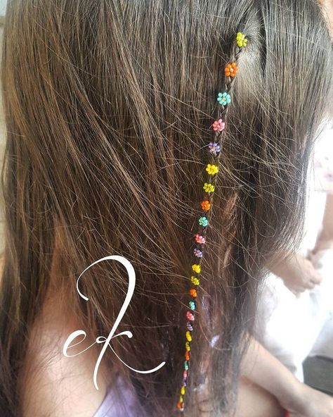 Straight Hair With Braid, Boho Hair Wrap, Hair Stayl, Hair Stripping, Hair Threading, Faux Hair, Hair Charms, Hippie Hair, Peinados Fáciles Para Cabello Corto