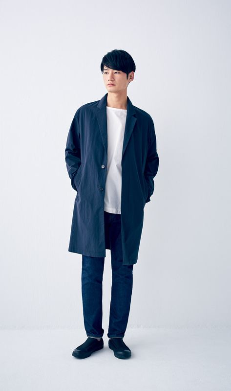 Muji Style, Boat Neck Shirt, Mens Smart Casual Outfits, Color Outfits, Mens Fashion Work, Smart Casual Men, Baggy Clothes, Men Store, Standing Poses