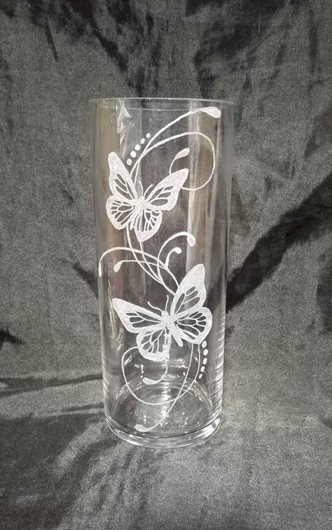 Glass Etching Tutorial, Glass Etching Diy, Etching Diy, Tin Foil Art, Painted Mirror Art, Glass Etching Patterns, Etching Designs, Glass Etching Projects, Glass Etching Designs