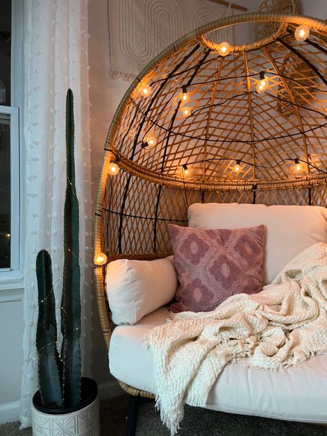 Boho Egg Chair, Basement Patio, Boho Rooms, Room Swing, Nest Chair, Egg Chairs, Boho Lamp, Living Room Decor Neutral, Zen Room