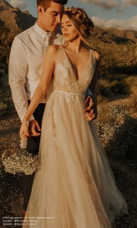 WILLOWBY Lainie or Ricarda Gown BHLDN wedding dress currently for sale at 55% off retail. Willowby Lainie, Older Bride Dresses, Willowby By Watters, Ethereal Wedding Dress, Wedding Dress Necklace, Bhldn Wedding Dress, Bhldn Wedding, Green Wedding Dresses, By Watters