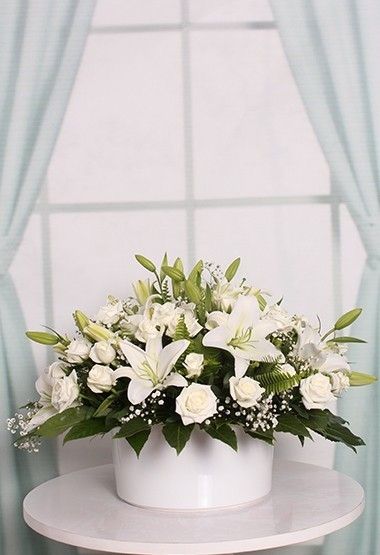 Church Floral Arrangements, Fresh Flower Arrangement, Fresh Flower Arrangements, Contemporary Flower Arrangements, White Flower Arrangements, Large Flower Arrangements, Unique Flower Arrangements, Flower Arrangement Designs, Church Flower Arrangements