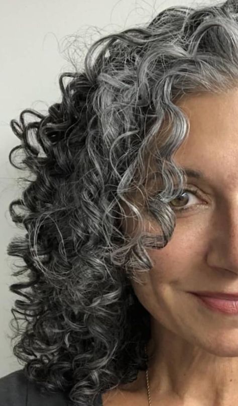 After I committed to embracing my natural gray curly hair in 2017, I was not aware that it would require some changes to my (non) routine. My focus was on the grow-out and not on hair health. Needless to say, I was initially disappointed in my results. My silver locks were wiry, frizzy and dull. … Silver Curly Hair, Wiry Hair, Grey Hair Over 50, Grey Hair Transformation, Grey Curly Hair, Hair Diffuser, Gray Hair Growing Out, Going Grey, Natural Gray Hair