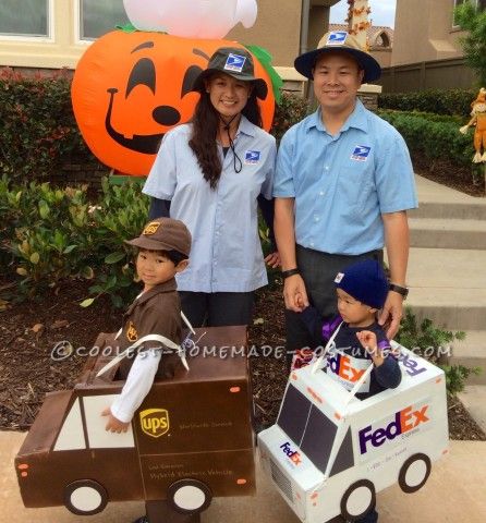 My two boys (four and two year olds) love the UPS and FedEx trucks! It's a game for them to see who spots one first when riding in the car. And of c... Family Dress Up Ideas, Transportation Parade, Ups Package, Truck Costume, Family Dress, Family Halloween Costume, Dress Up Ideas, Black Halloween Dress, Homemade Costumes