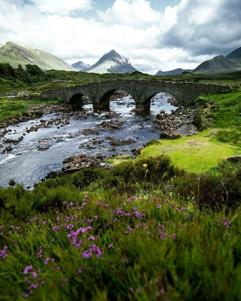 Scotland Landscape, Lake District England, England Photography, Skye Scotland, Ireland Landscape, Scotland Highlands, Gorgeous Scenery, Visit Scotland, Old Bridge