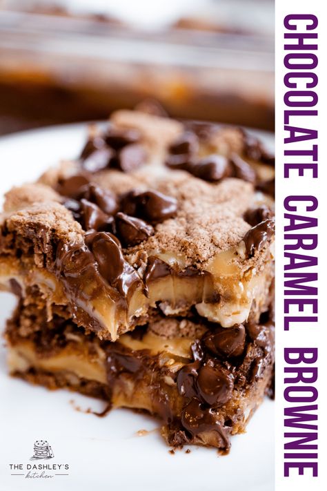 German Chocolate Caramel Brownies - The Dashley's Kitchen - Video German Chocolate Brownies, Chocolate Caramel Brownies, Raspberry No Bake Cheesecake, No Bake Oatmeal Bars, Gourmet Bakery, German Chocolate Cake Mix, Pumpkin Sheet Cake, Homemade Rolls, Salty Treats