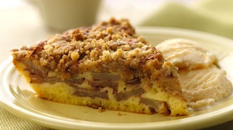 Gluten free bisquick apple cake. Add cinnamon/nutmeg to topping. Use cream for rich batter. Gluten Free Bisquick Recipes, Cookies Sans Gluten, Gluten Free Apple Pie, Gluten Free Bisquick, Taco Pie, Gf Baking, Thanksgiving Desserts Easy, Gluten Free Thanksgiving, Easy Pumpkin Pie