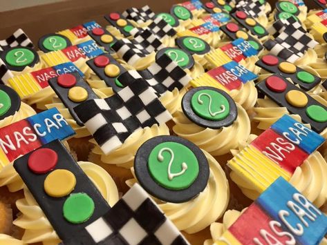 NASCAR Themed Cupcakes Nascar Cupcakes, Nascar Birthday, Cake Shops, Baker Cake, Themed Cupcakes, Business Partner, Cake Shop, Birthday Cupcakes, Cute Cakes