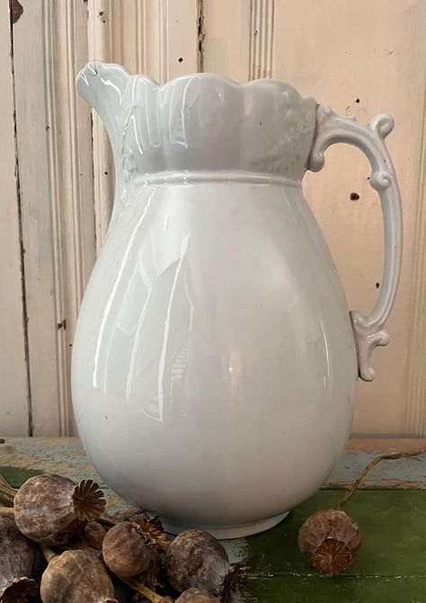 Ironstone Collection, White Pitchers, Antique Pitcher One Kings Lane, Ironstone Pitcher With Flowers, Tea Decor, Antique Pitcher, Antique Soup Tureens, Pretty Dishes, Drinking Set