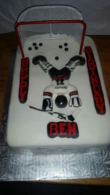 Goalie cake Goalie Birthday Cake, Hockey Birthday Cake, Hockey Cakes, Transformers Party, Transformer Party, Hockey Birthday, Food Decor, Holiday Food, Boy Birthday Party