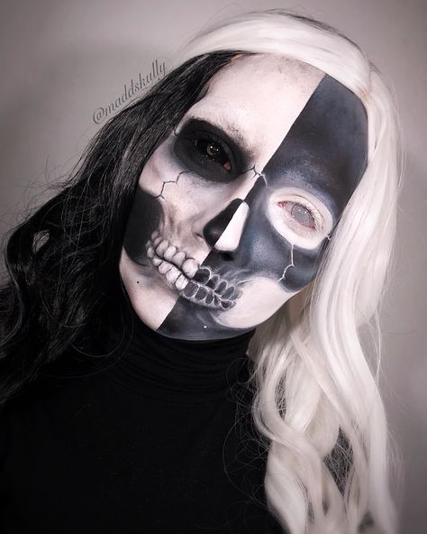 Maddie on Instagram: “Skull Invert 🌗💀🌓 I’m late to the party and I don’t care. ☠️ using @mehronmakeup Paradise AQ paint (black and white) and cream paint in…” Face Paint Black And White, Black Skull Makeup, Black And White Face Paint, Paint Black And White, Skull Face Makeup, Black And White Makeup, White Face Paint, Holloween Makeup, Monster Makeup