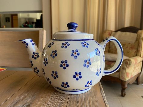 Please message me with any questions Pottery Painting Ideas Teapot, Teapot Ceramics Ideas, Teapot Ceramic Painting, Cute Ceramic Teapots, Tea Pot Pottery Painting Ideas, Painted Tea Pots Ideas, Tea Pot Painting Ideas Ceramic Teapots, Cute Teapot Ceramic, Ceramic Teapot Painting Ideas