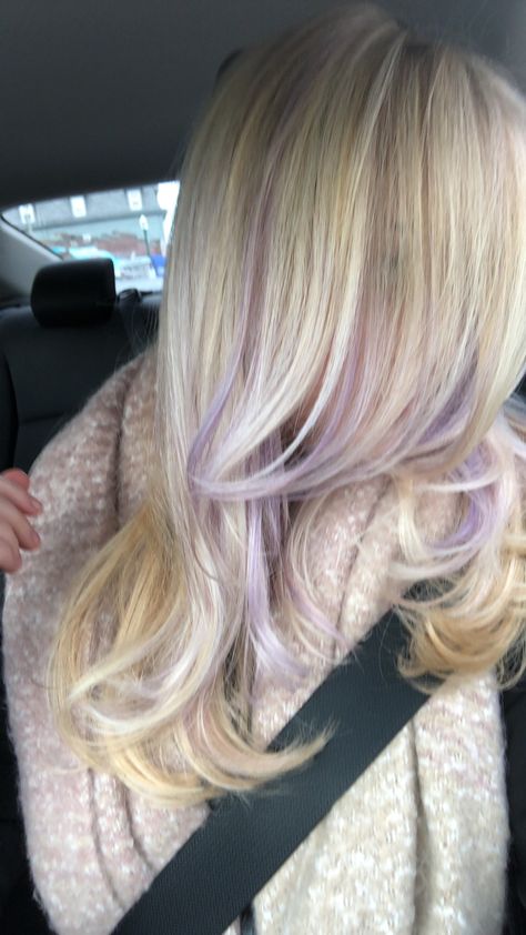 Light Lavender Blonde Hair, Blonde To Colored Hair, Lilac Hair Streaks, Subtle Lavender Highlights Blonde, Blonde Hair With Purple Highlights Lavender, Blonde Hair With Light Purple Highlights, Lavender Streaks In Blonde Hair, Blonde Hair With Lavender Underneath, Blonde With Lilac Highlights