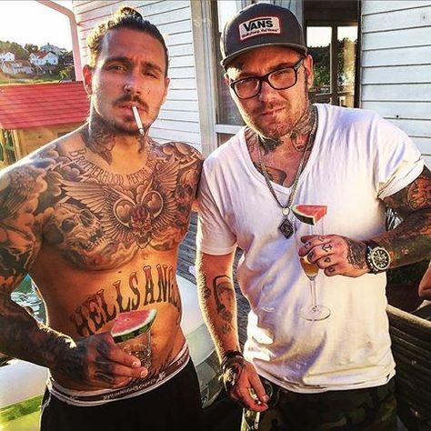 AL GIVE YOU CREDIT FOR THE TATTOO HELLS ANGELS YOUR GETTING BETTER AT TATTOOS!-- LAUGHING RED!- BIG PAPA JOKE! Tattoos With Red Ink Men, Hells Angels Tattoo, Angel Chest Tattoo, Hell Angels, Hell Tattoo, Tattoo Ideas For Guys, Gang Tattoos, Tatted Men, Cool Chest Tattoos