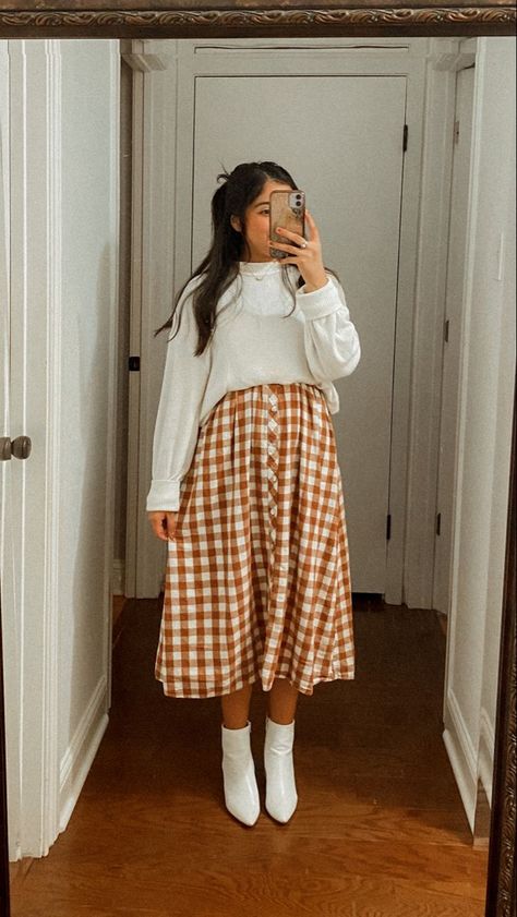 Trendy Modest Outfits Plus Size, Casual Fall Dress 2023, Fall Dresses And Skirts Outfit, Dresses And Sweaters Layering, March Church Outfits, Cottagecore Valentines Day Outfit, Modest Fashion Outfits Fall, Modest Womens Fashion Casual, Sweater Over Dress Outfit Spring