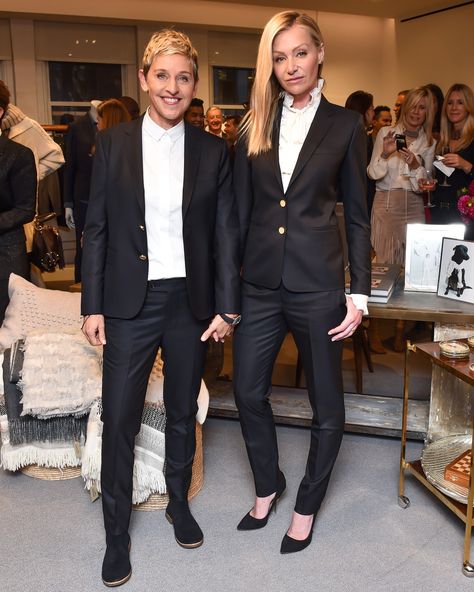 Feather Outfit, Ellen Degeneres And Portia, Tomboy Stil, Ellen And Portia, Portia De Rossi, Look Formal, Queer Fashion, Lauren Bacall, Clothes Pattern