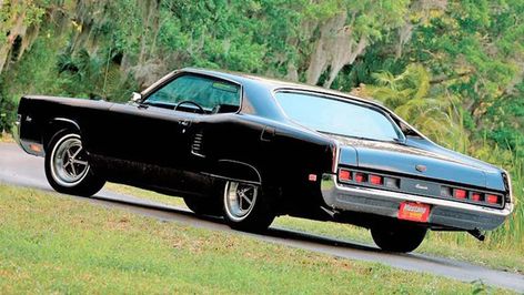 9 Mercury Muscle Cars That Help Tell the Brand's Story Mercury Marauder, Edsel Ford, Mercury Cars, Mercury Capri, Mercury Mountaineer, Ford Lincoln Mercury, American Classic Cars, Chrysler 200, Lincoln Mercury