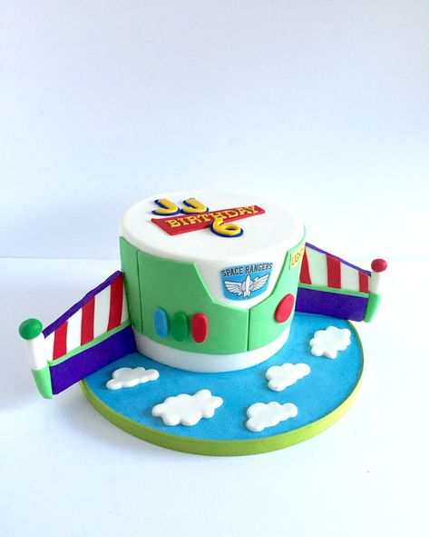 Buzz Lightyear - CakeCentral.com Buzz Lightyear Birthday Party, Toy Story Birthday Cake, Buzz Lightyear Party, Buzz Lightyear Birthday, Toy Story Party Decorations, Toy Story Theme, Toy Story Cakes, 3rd Birthday Cakes, Toy Story Birthday Party