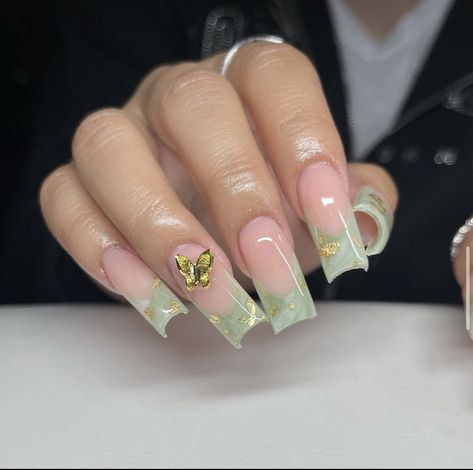 Light Emerald Green Nails, Tiana Nails Princess, Sage French Tip Nails, Sage And Gold Nails, Princess Tiana Nails, Debut Nails, Extra Nails Designs, Peridot Nails, Sage Green French Tip Nails