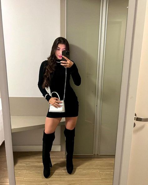 43cca4b3de2097b9558efefd0ecc3588desc54165403ri Look Expo, Outfit Streetwear Girl, Looks Show, Outfit Botas, Cold Fashion, Streetwear Girl, Fiesta Outfit, Looks Country, Winter Fashion Outfits Casual