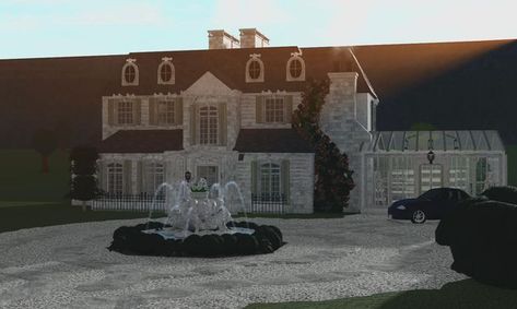 Bloxburg Old Money, Cottage Layout, Old Money House, Colonial Mansion, Mansion Exterior, Luxury Houses Mansions, Long Driveways, Dutch Colonial, Luxury House Plans