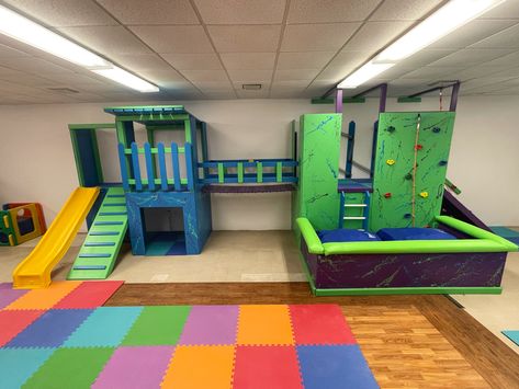 At Home Indoor Playground, Active Playroom Ideas, Ball Pit Room, Indoor Playground Party, Sensory Kids Room, Indoor Sandbox, Sensory Playroom, Inside Playground, Kids Indoor Gym