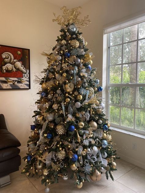 Green Christmas Tree With Blue And Silver Ornaments, Blue Green Silver Christmas Tree, Emerald Green And Blue Christmas Tree, Blue And Gold Ornaments Christmas Tree, Christmas Tree Color Schemes Blue, Christmas Tree Ideas Gold And Blue, Blue And Gold Xmas Tree, Silver Gold Blue Christmas Tree, Blue Gold White Christmas Tree