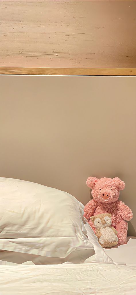 Jellycat Wallpaper, Phone Lock Screen Wallpaper, Jellycat Stuffed Animals, Teddy Bear Images, Teddy Bear Pictures, Pretty Phone Wallpaper, Mood Wallpaper, Iphone Wallpaper Themes, Beautiful Landscape Wallpaper