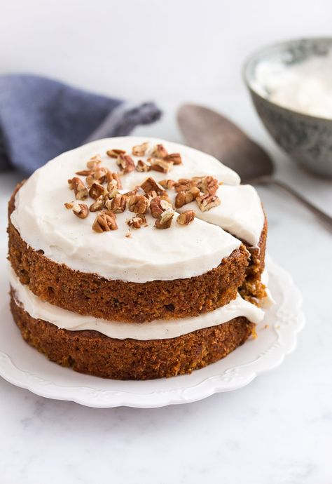 2 Layer Carrot Cake, Layered Carrot Cake, Layer Carrot Cake, Lemon Tart Recipe, Gateaux Cake, Carrot Cake Recipe, Layer Cakes, Lemon Tart, Nice Cream