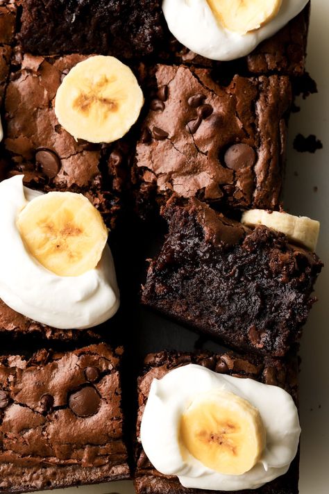 Banana Brownies Brownies With Fruit On Top, Recipes With Very Ripe Bananas, Bananas Recipe Overripe, Brownies With Bananas Substitute, Banana Fall Desserts, Best Banana Desserts, Healthy Banana Recipes Desserts, Baked Goods With Bananas, Over Ripe Banana Recipe