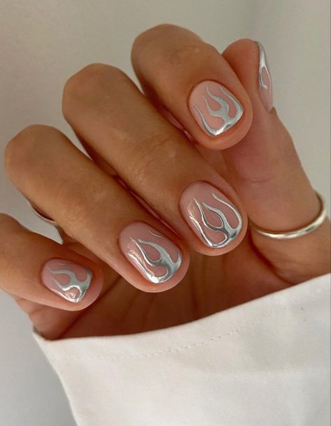 Nail Art Chrome, Chrome Manicure, Pink Chrome Nails, Minimal Nails Art, Chrome Nails Designs, Nagellack Trends, Blue Chrome, Hippie Nails, White Chrome