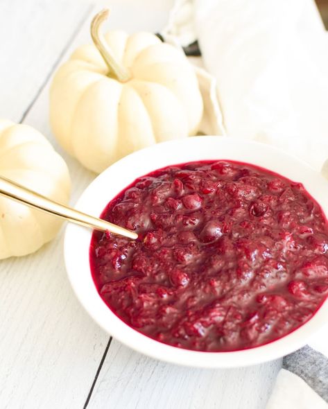 Cranberry Sauce Without Orange Juice, Fresh Cranberry Relish, Fall Sides, Orange Juice Recipes, Fresh Cranberry Sauce, Best Cranberry Sauce, Easy Cranberry Sauce, Dinner Planning, Fresh Cranberry